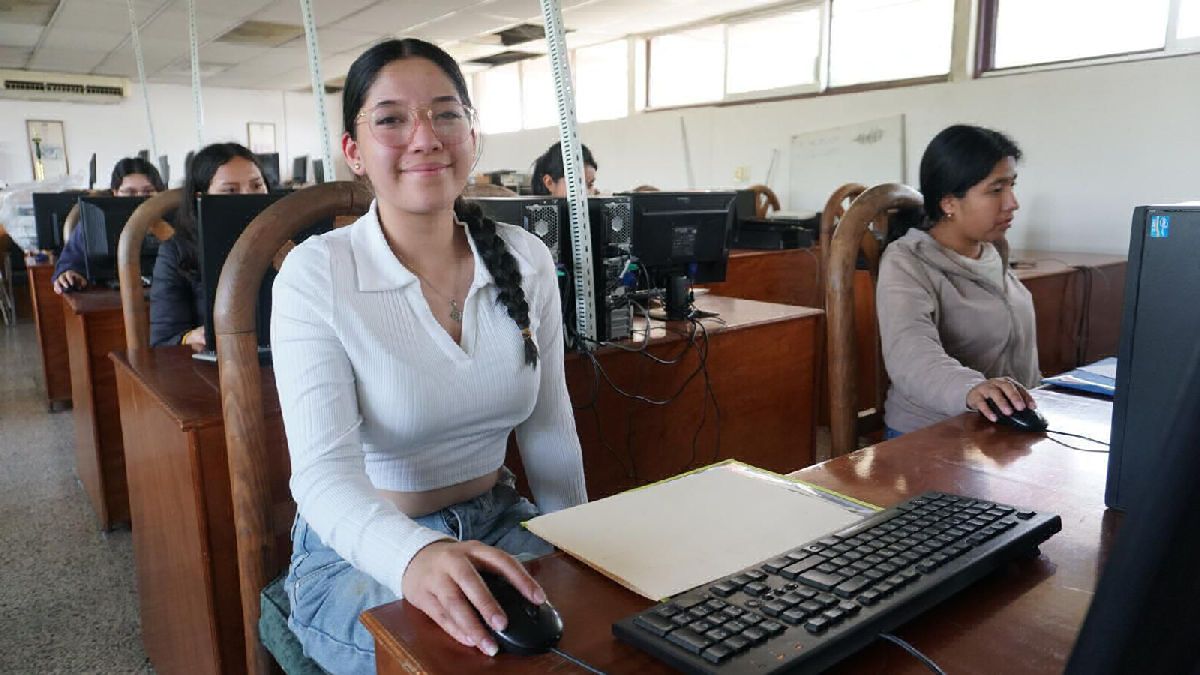 emiten guia para el examen ceneval de las normales en Michoacán