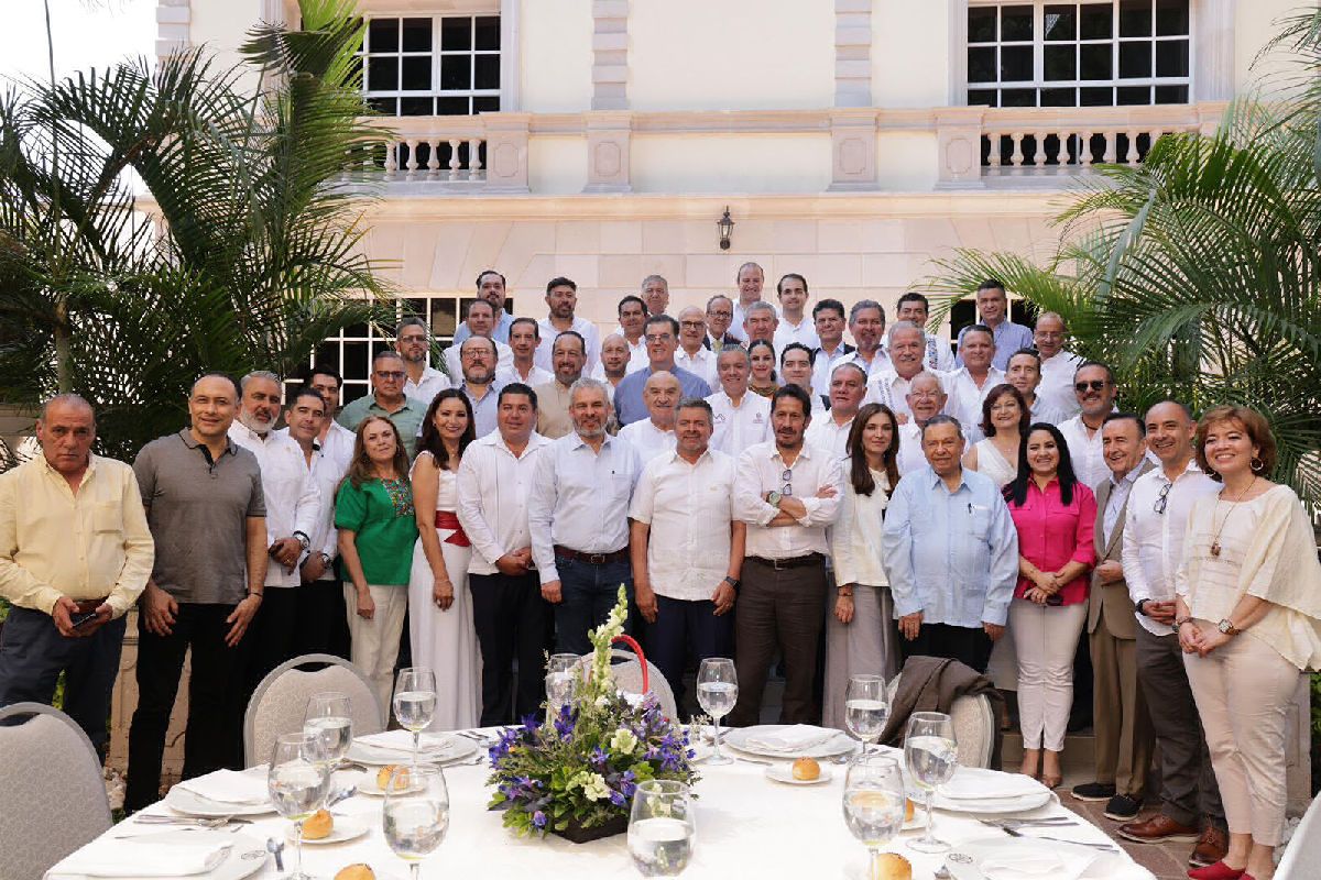 empresarios michoacán alfredo ramirez bedolla