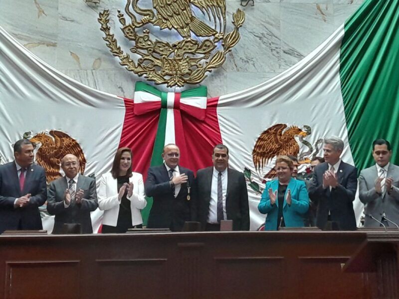 Entrega de la presea Melchor Ocampo