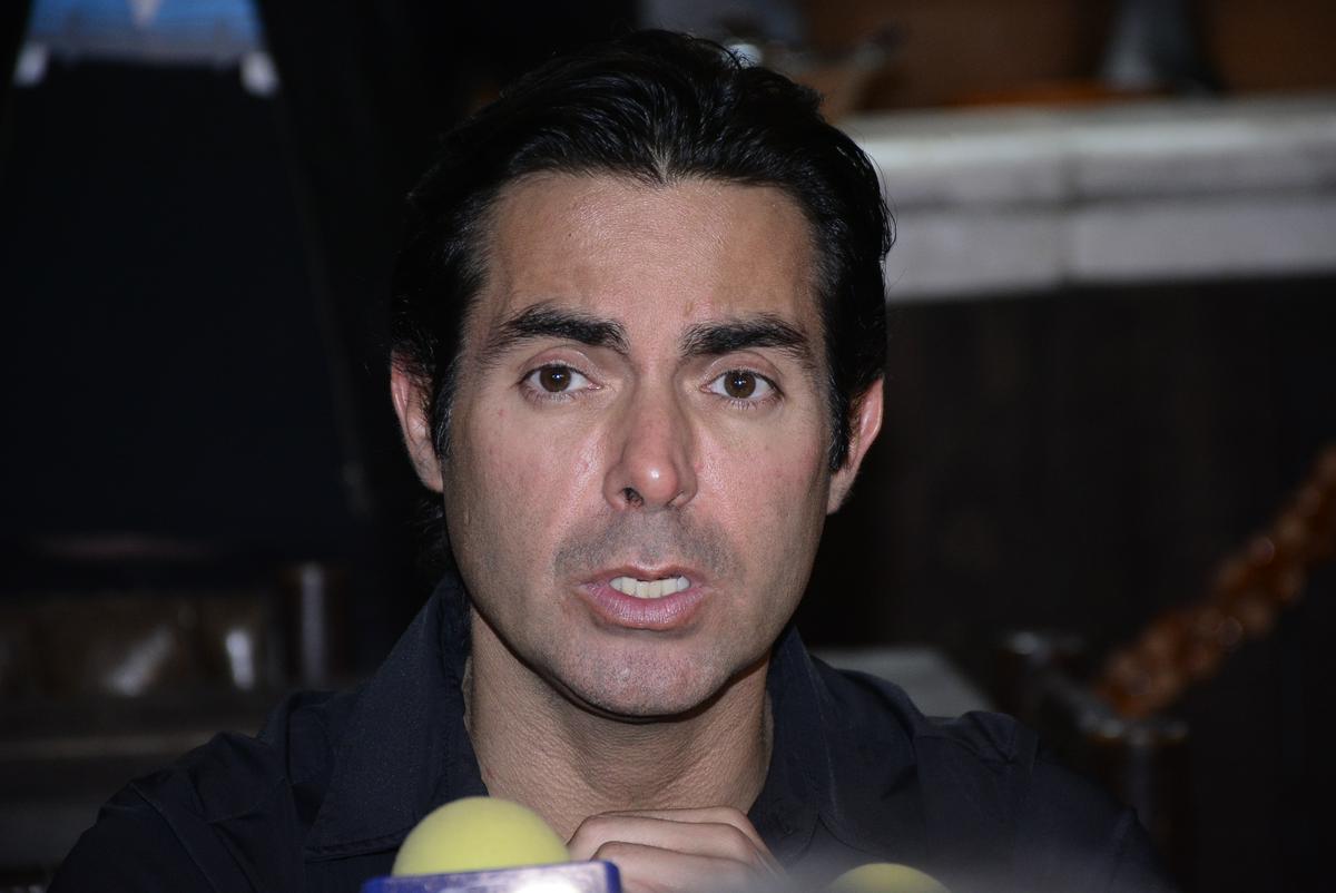 Ernesto D´Alessio hace frente a rumores de homosexualidad