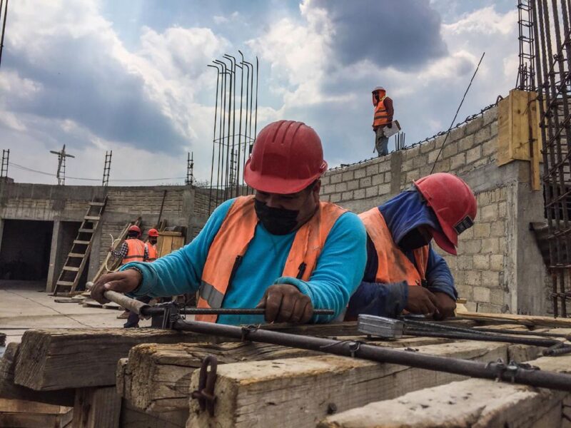 Estados Unidos busca fomentar presencia de mujeres en construcción