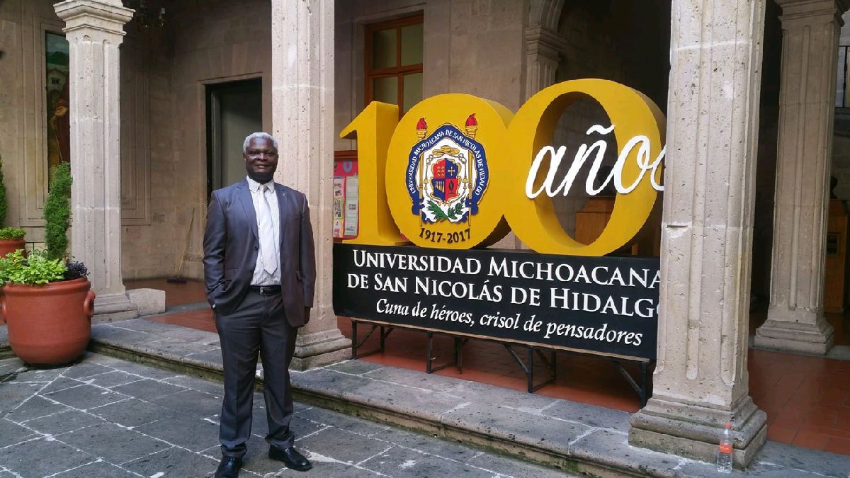 Facultad de Derecho condena asesinato de académico Jan Cadet