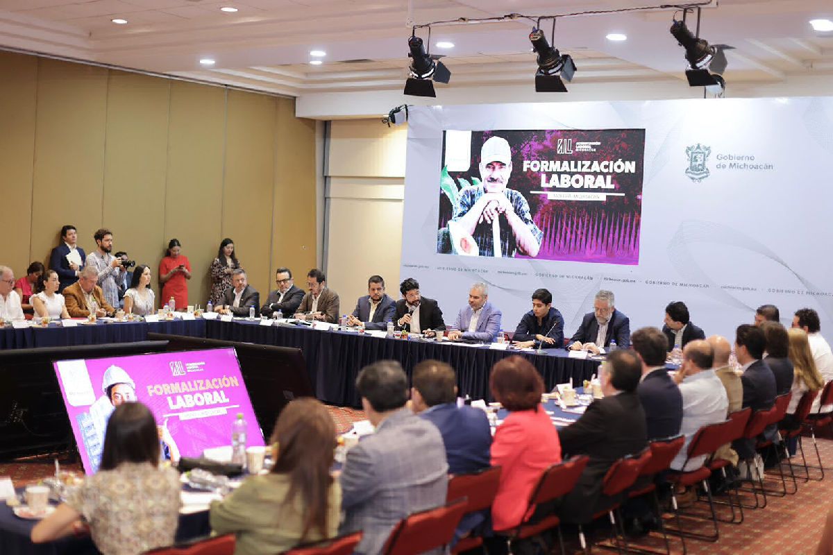 Gobierno de Michoacán se une con STPS por formalizacion laboral