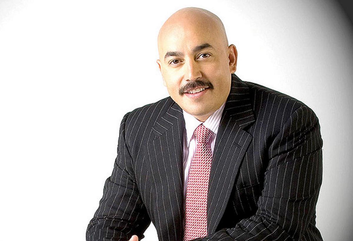 Lupillo Rivera con apoyo a la Chiquis