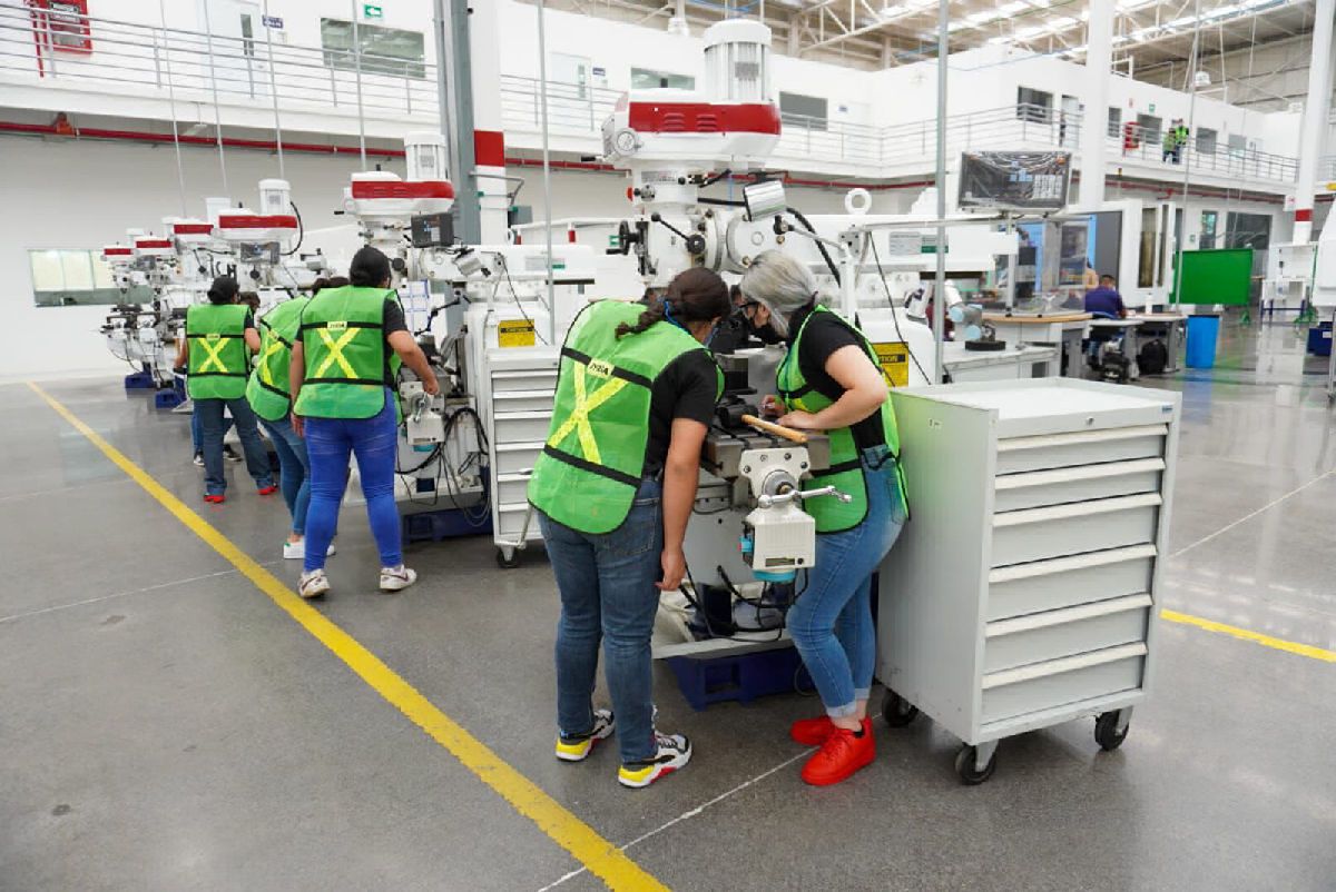 Sedeco impondrá multas por incumplimiento a trabajadores en Michoacán