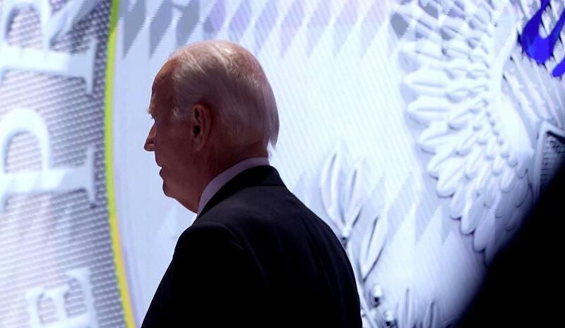 solicitan renuncia de Joe Biden