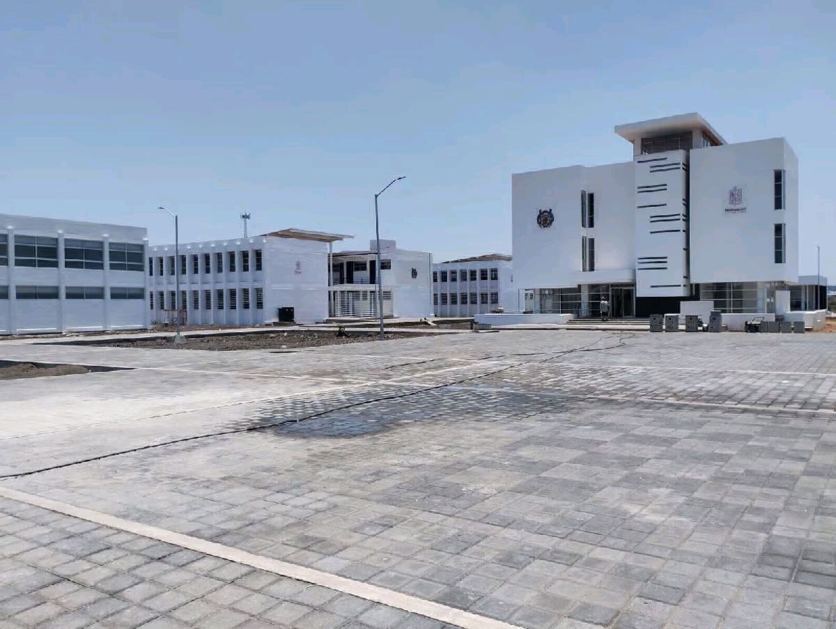 SUEUM señala violanción en contractro colectivo de la UMSNH