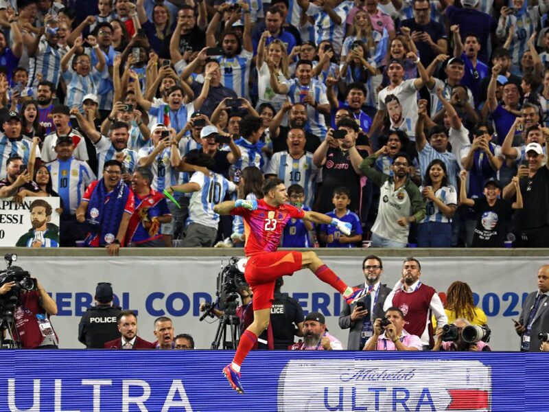 Argentina a semifinales de Copa América