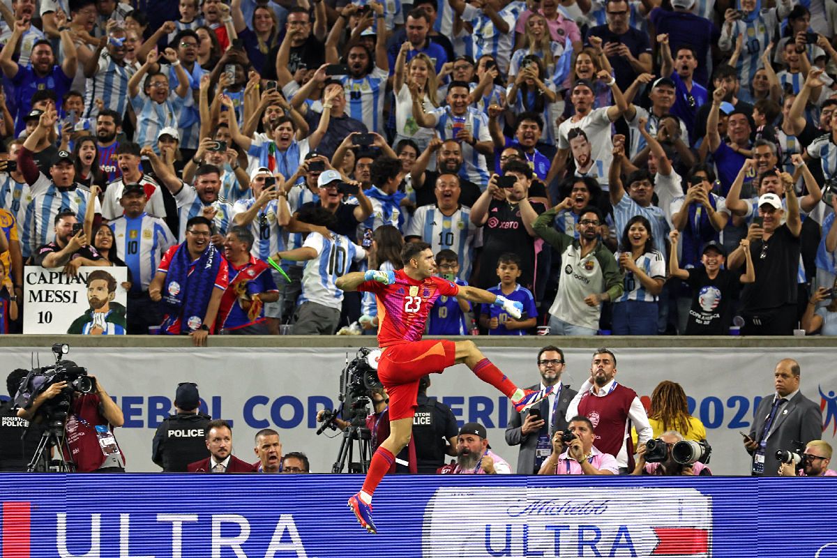 Argentina a semifinales de Copa América
