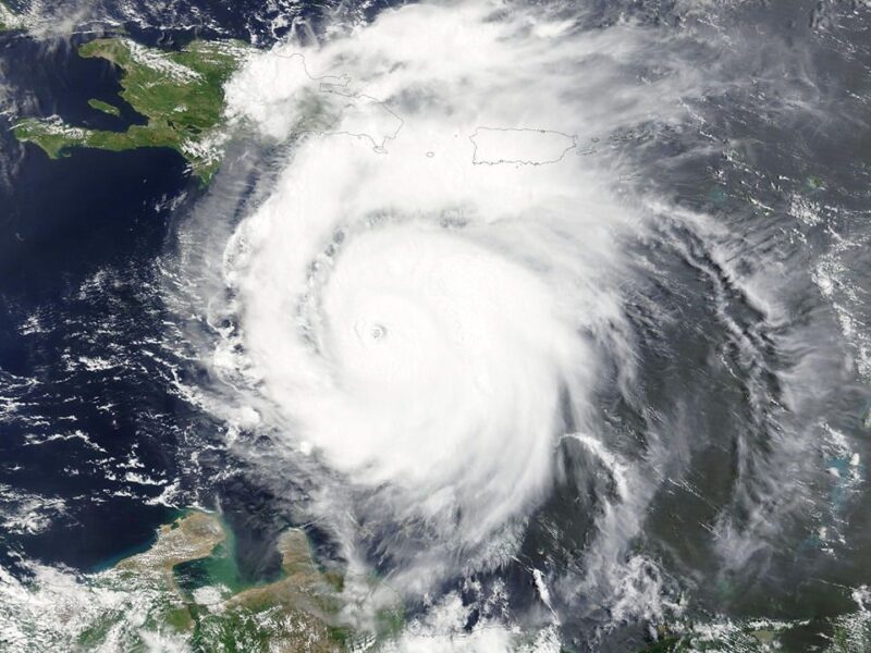 cobertura seguros huracán beryl daños
