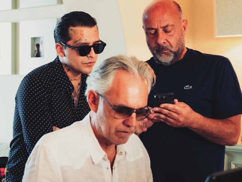 cristian nodal y andrea bocelli 1