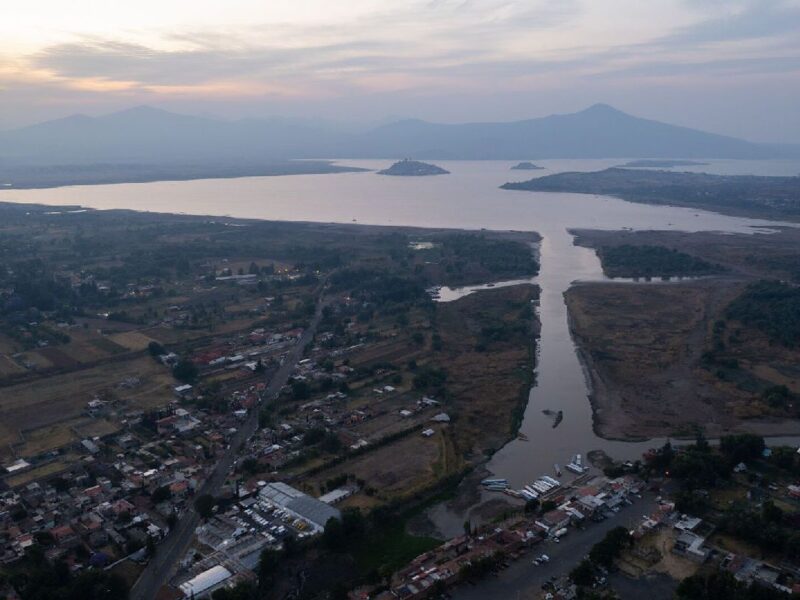 Expanden empleos temporales para reforestar lago de Pátzcuaro
