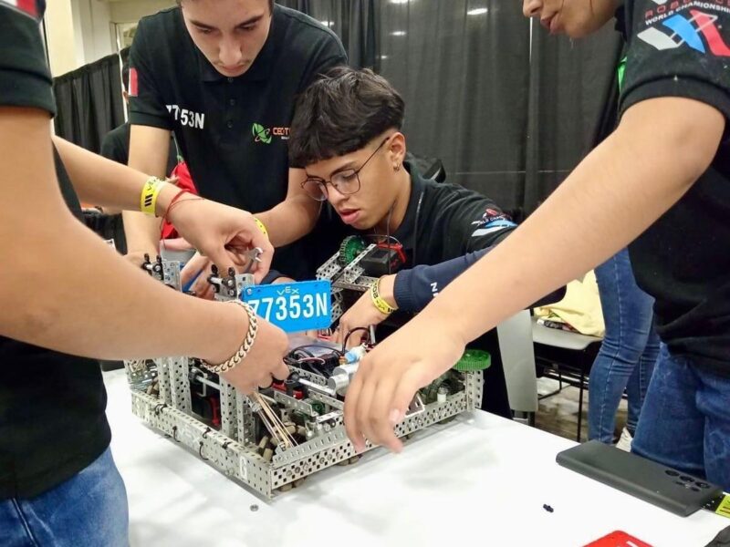 permanecen abiertas inscripciones para el nivel medio superior en Michoacán
