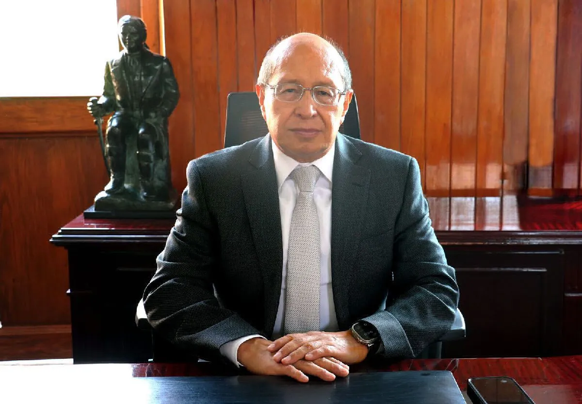 Presidente del Poder Judicial de Michoacán celebra el día del abogado