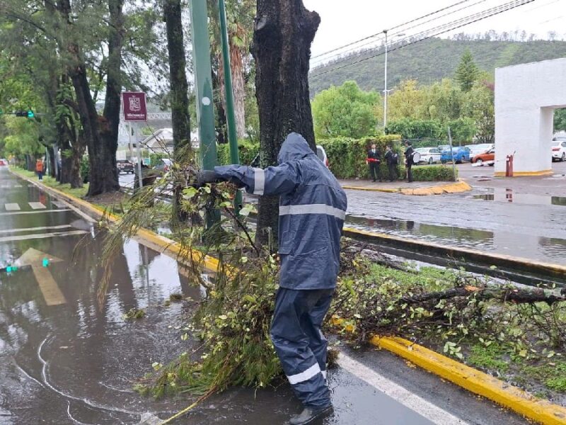 Realizan limpienza en zonas de Morelia ante lluvias