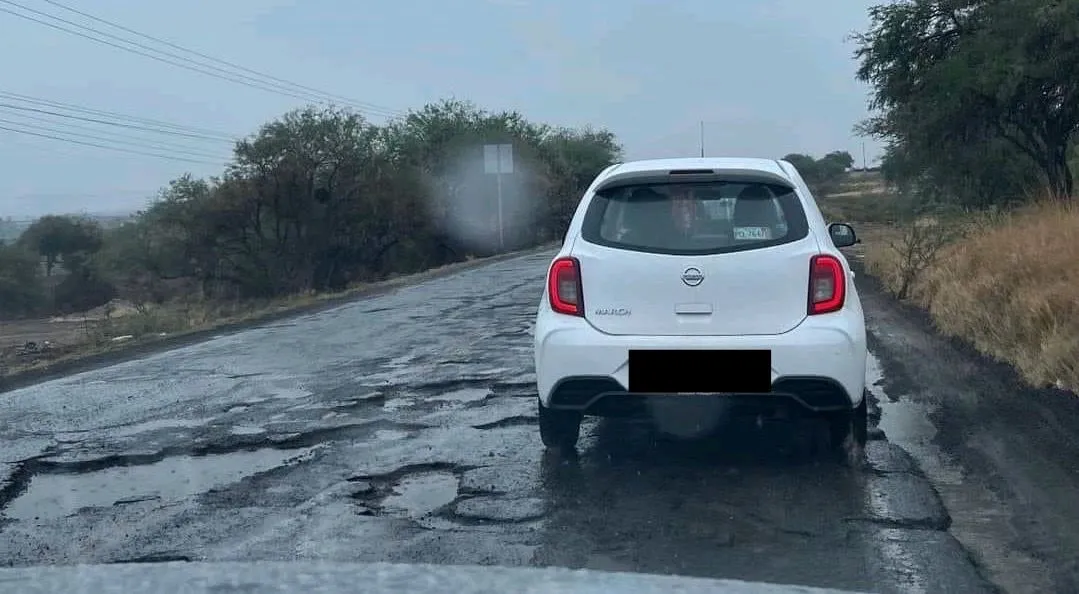 se buscará recurso para rehabilitación de carreteras en Michoacán