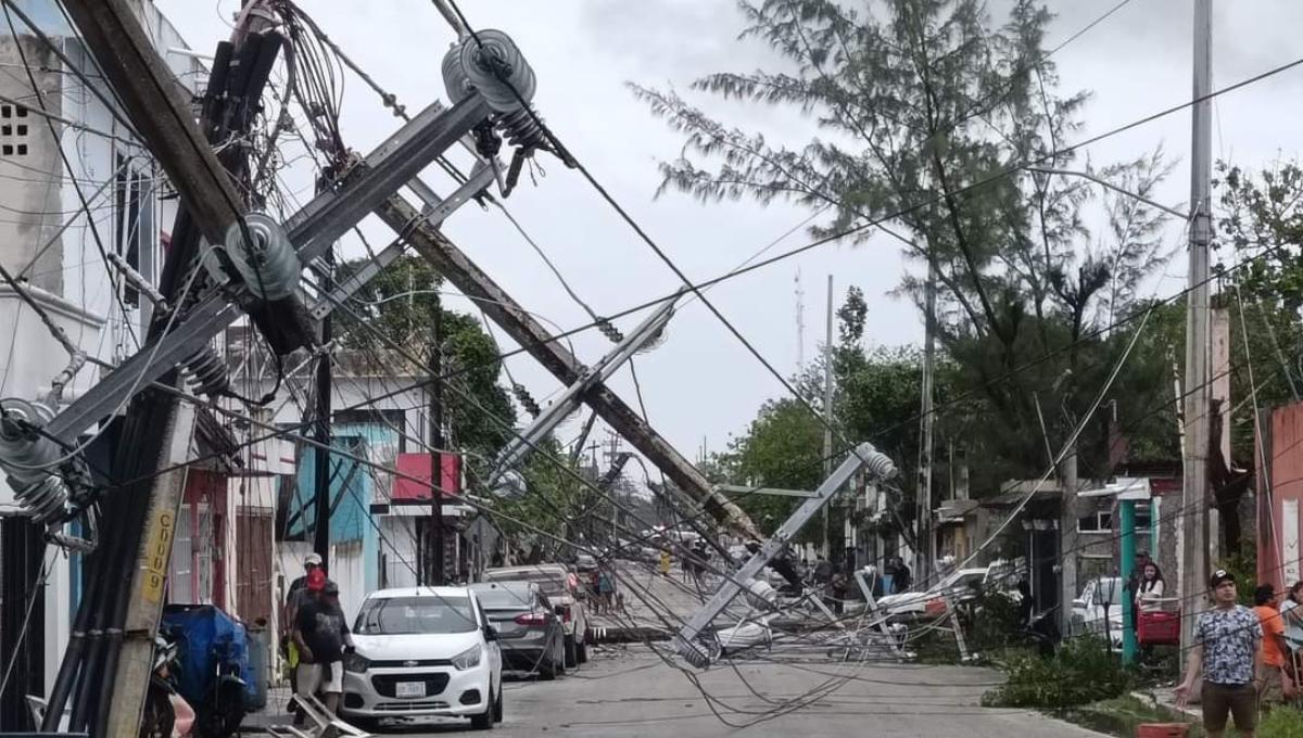 Sin luz por huracán Beryl en Quintana Roo