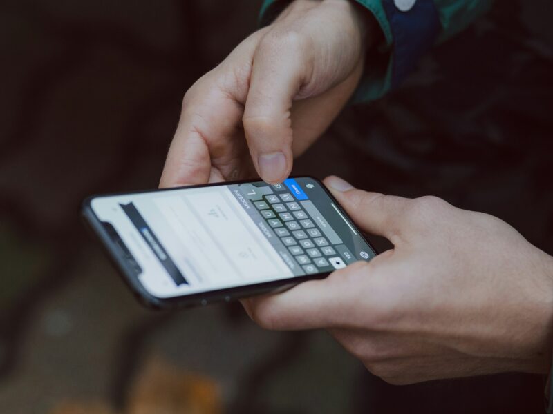 ¿Vas a recargar tu teléfono? Profeco te dice con quién sale más barato