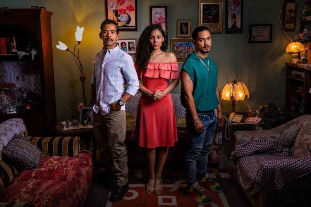Netflix presenta el tráiler de su nueva serie mexicana, "Los Reyes de Oriente", de la creadora de "Oscuro Deseo", Leticia López Margalli; aquí te decimos su fecha de estreno; ¡No te la pierdas! 13