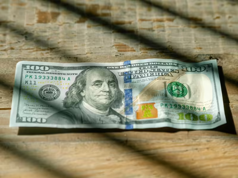 Dólar se cotiza arriba de los 20 pesos mexicanos este martes 27 de agosto