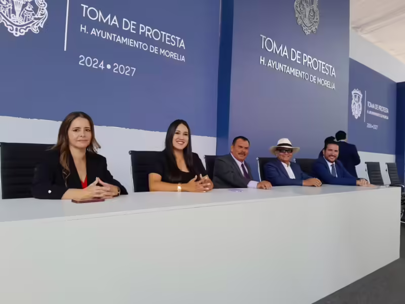 Edna Martínez del PRI de Los Valencia toma protesta en Morelia