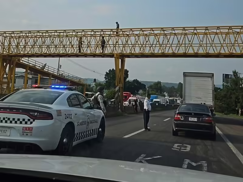incidente en el puente Morelia-Salamanca