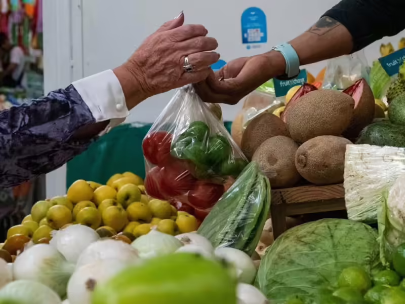 Inflación en México baja al 4.99% en agosto, logra su primer descenso en 5 meses