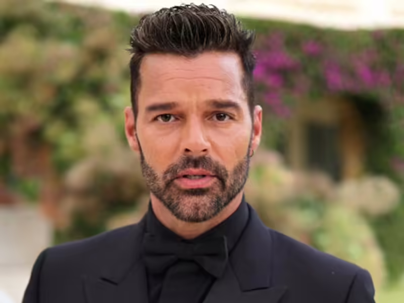 Inicia sobrino nueva demanda contra Ricky Martin