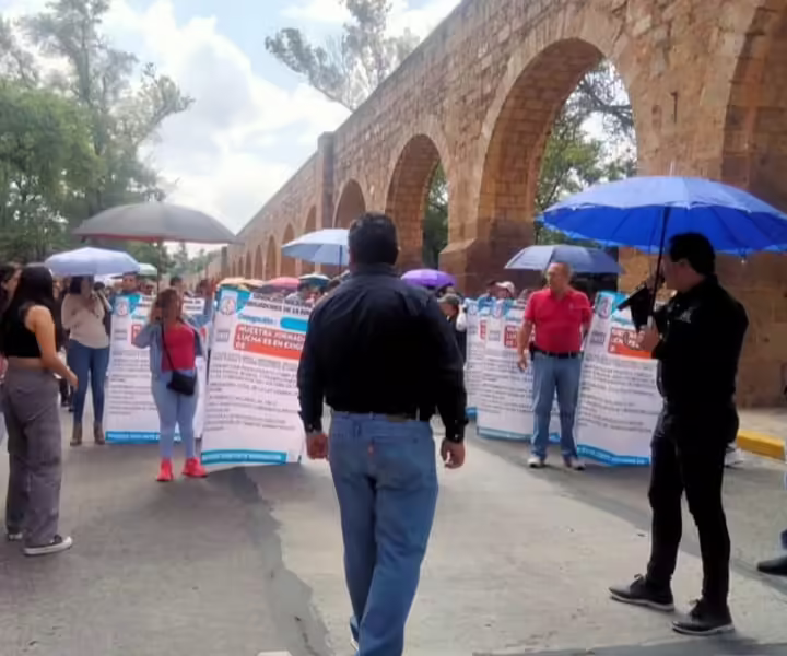 Marcha CNTE en Morelia por amago de separación de cargos a 90 profesores