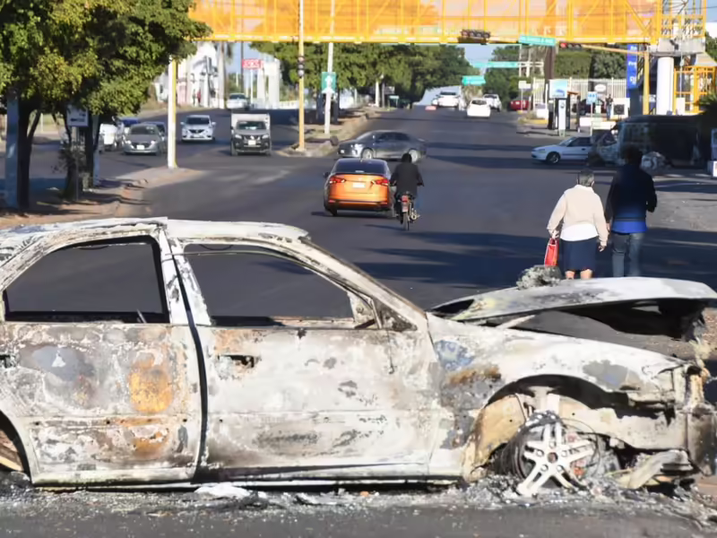 Reanundan clases en Culiacán tras enfrentamientos