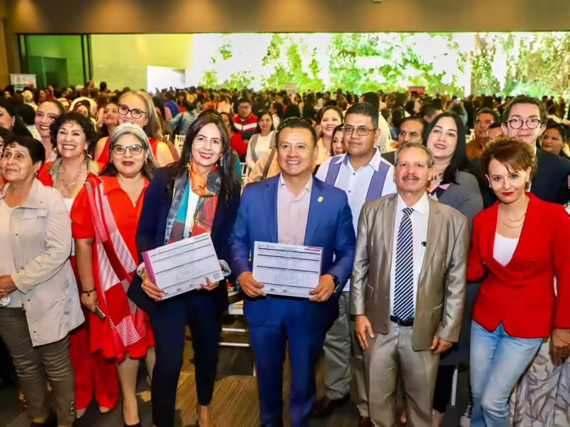Sin intermediarios, SEE brinda justicia laboral a 2 mil 300 maestros