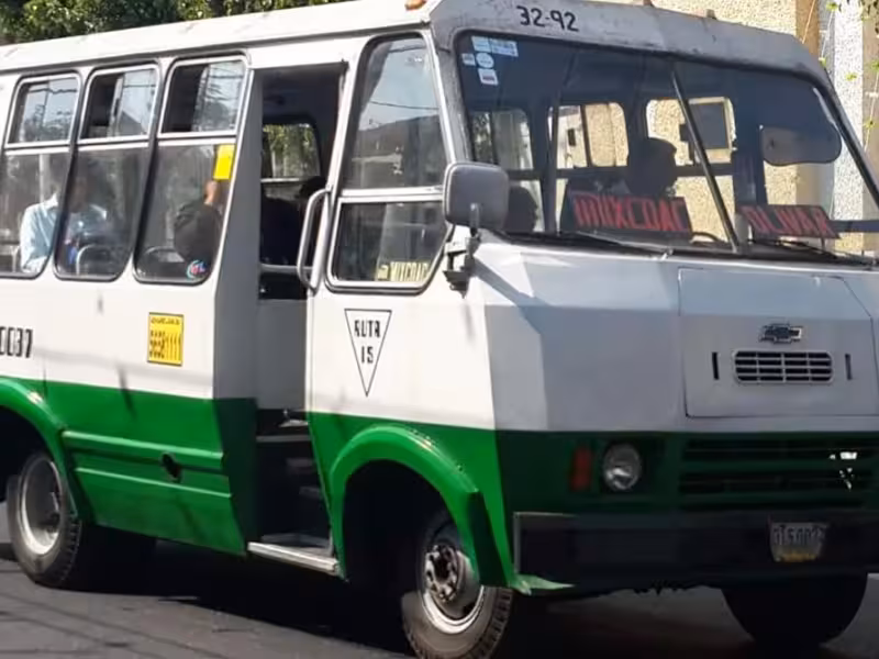 accidente con microbús en Xochimilco