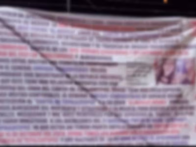 Con narcomantas en Uruapan, acusan a subsecretario de Sedena de proteger a "El Abuelo" Farías