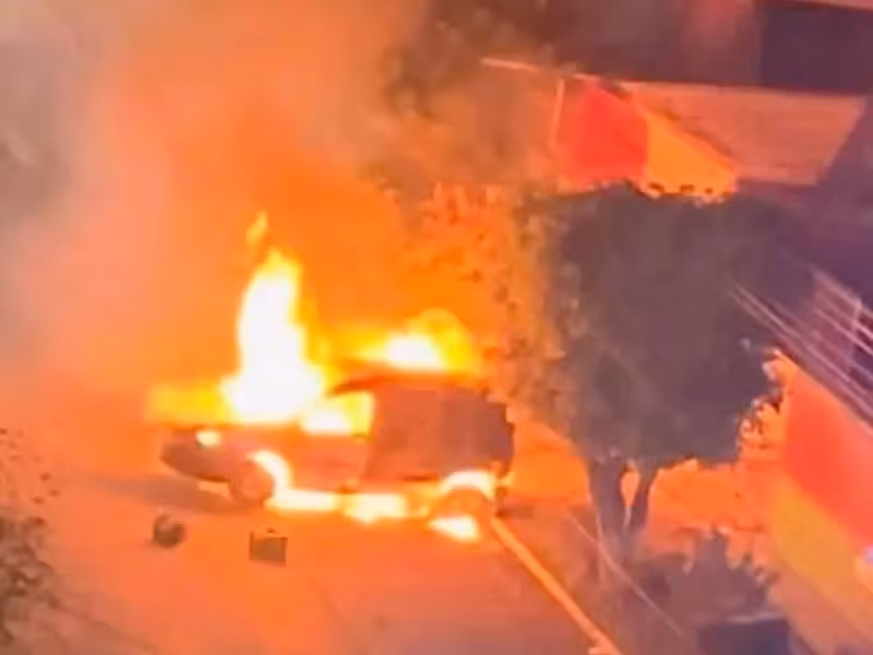 Evidencia fotográfica confirma participación de normalistas en destrozos al IEMSySEM