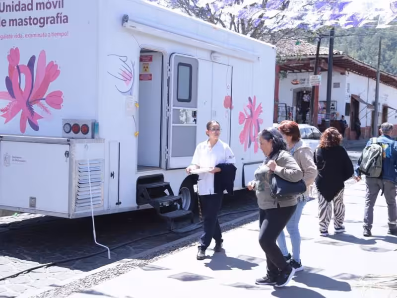 Gobierno estatal da atención integral a mil 500 mujeres con cáncer de mama