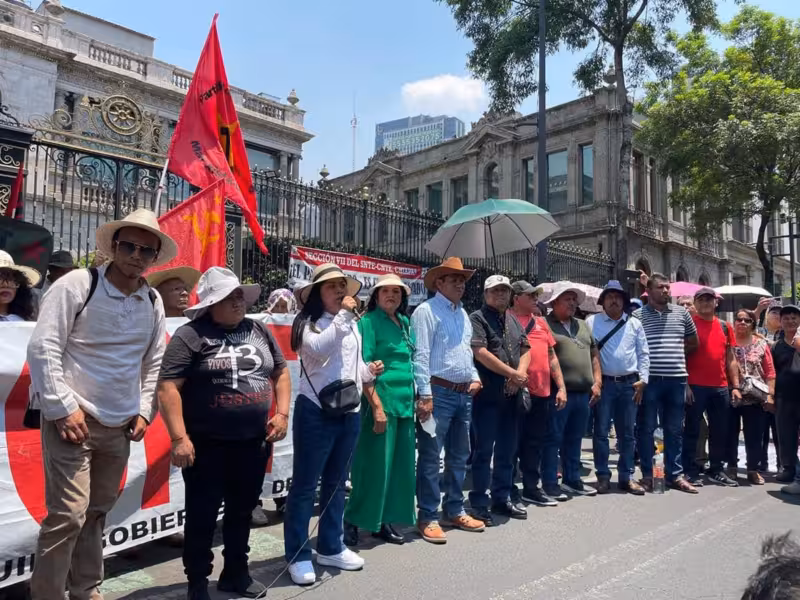 Hoy se reúne la CNTE con Sheinbaum; habrá marcha y bloqueos viales
