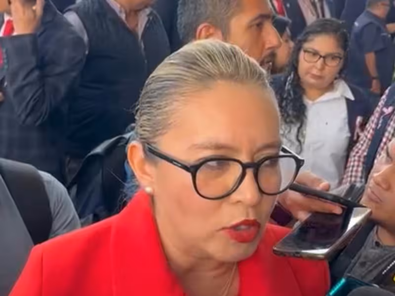 Reconoce rectora déficit en la UMSNH