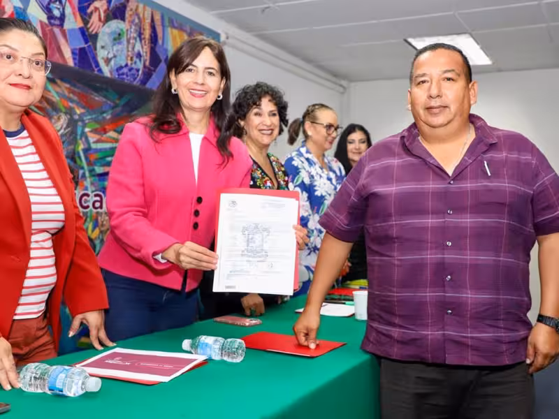 SEE brinda justicia laboral de docentes y destaca trámite de recategorización