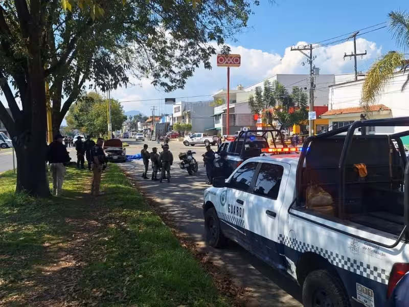 Violencia no cede en Uruapan: asesinan a dos mecánicos a plena vía pública