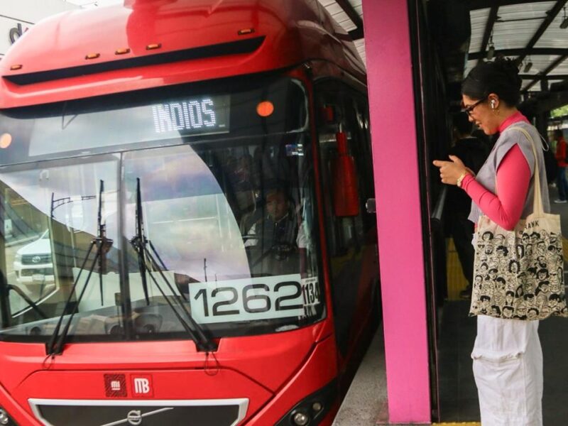 Así puedes conocer los horarios del Metrobús en tiempo real