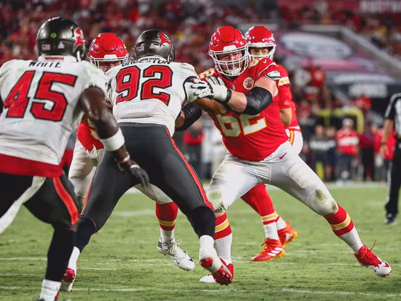 Chiefs vs Buccaneers este Monday Night Football