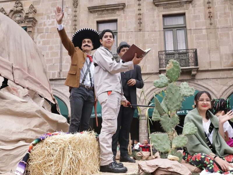 desfile de la Revolución Mexicana en Morelia
