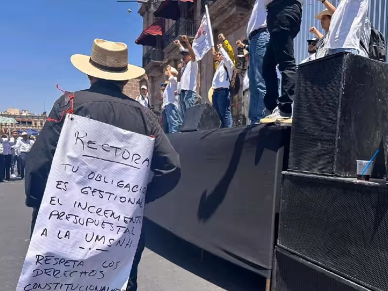 destitución de Yarabí Ávila SUEUM