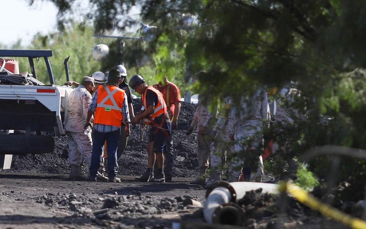 rescate de cuerpos mineros Coahuila