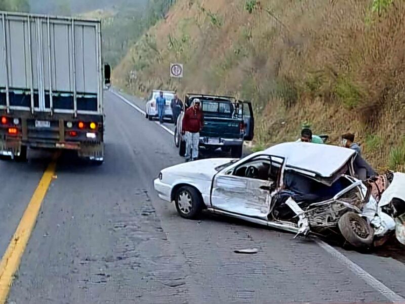 choque carretera Uruapan-Pátzcuaro lesionados 1