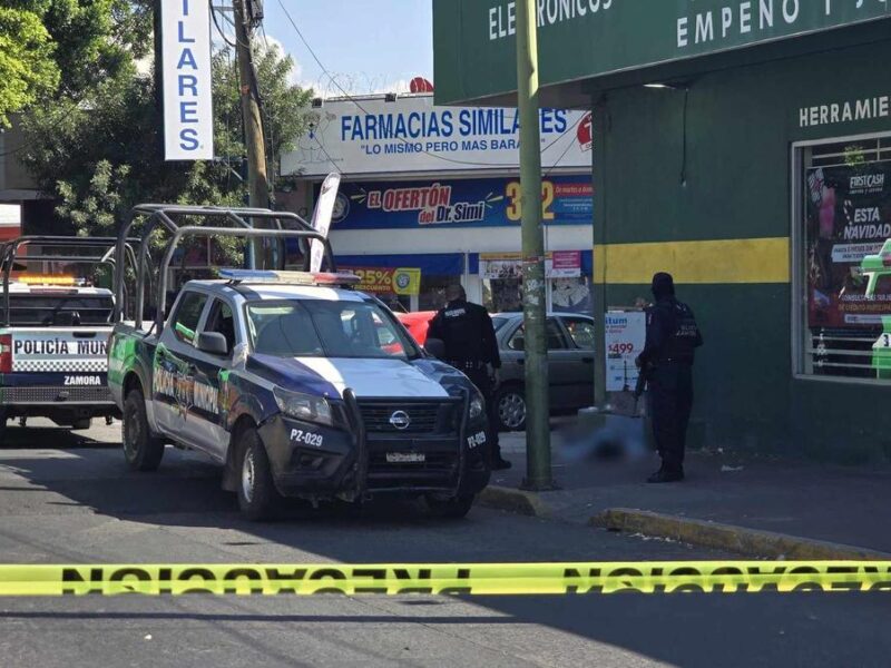 Joven es asesinado a balazos fuera de casa de empeño en Zamora