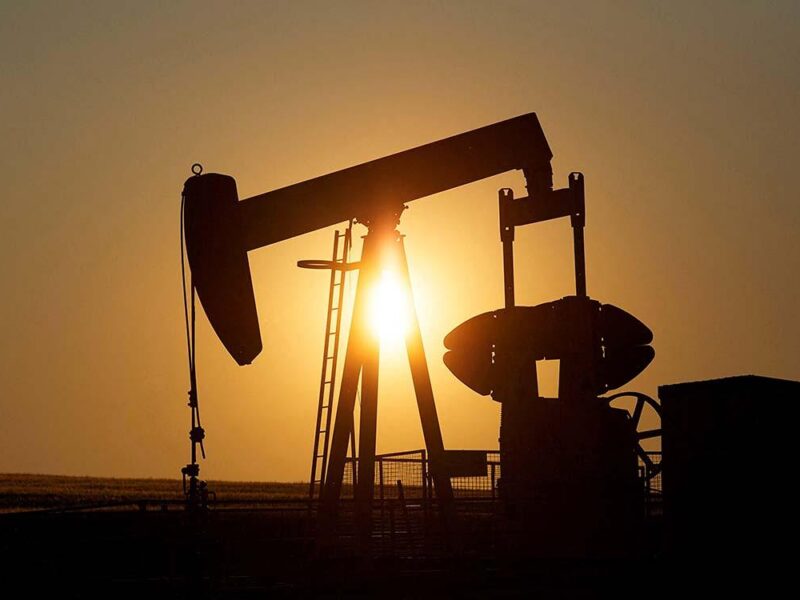 Precio del petróleo crudo presenta aumento por conflicto en Medio Oriente
