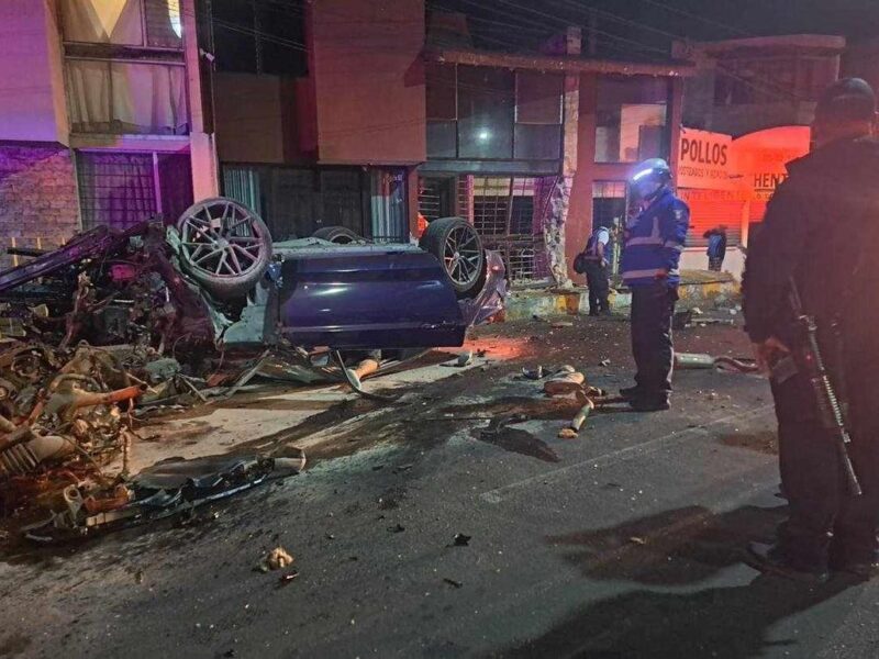 Hombre muere tras choque de auto contra fachada de casa en bulevar García de León