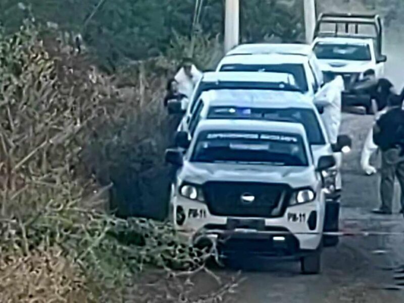 Abandonan en la colonia El Varillero de Apatzingán, a un asesinado