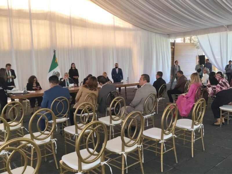 Con 21 diputados Congreso de Michoacán arrancó sesión sólo para declarar receso